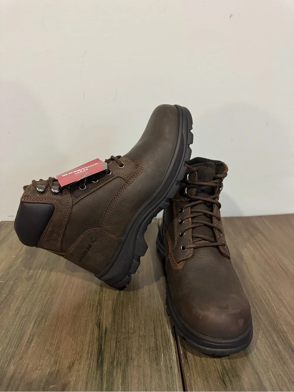 WOLVEVERINE CARLSBAD 6 IN SOFT TOE WATERPROOF MEN BOOTS